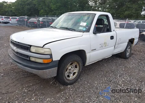 2002 Chevrolet Silverado 1500 Commercial z USA, uszkodzony, nr VIN 1GCEC14WX2Z175274